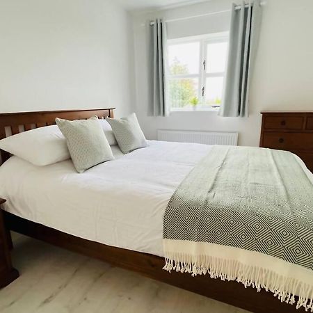 Private Apartment One On Lough Corrib, Oughterard Galway Extérieur photo