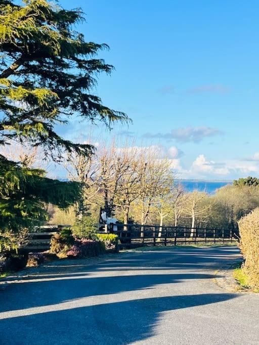 Private Apartment One On Lough Corrib, Oughterard Galway Extérieur photo