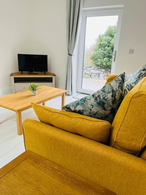 Private Apartment One On Lough Corrib, Oughterard Galway Extérieur photo